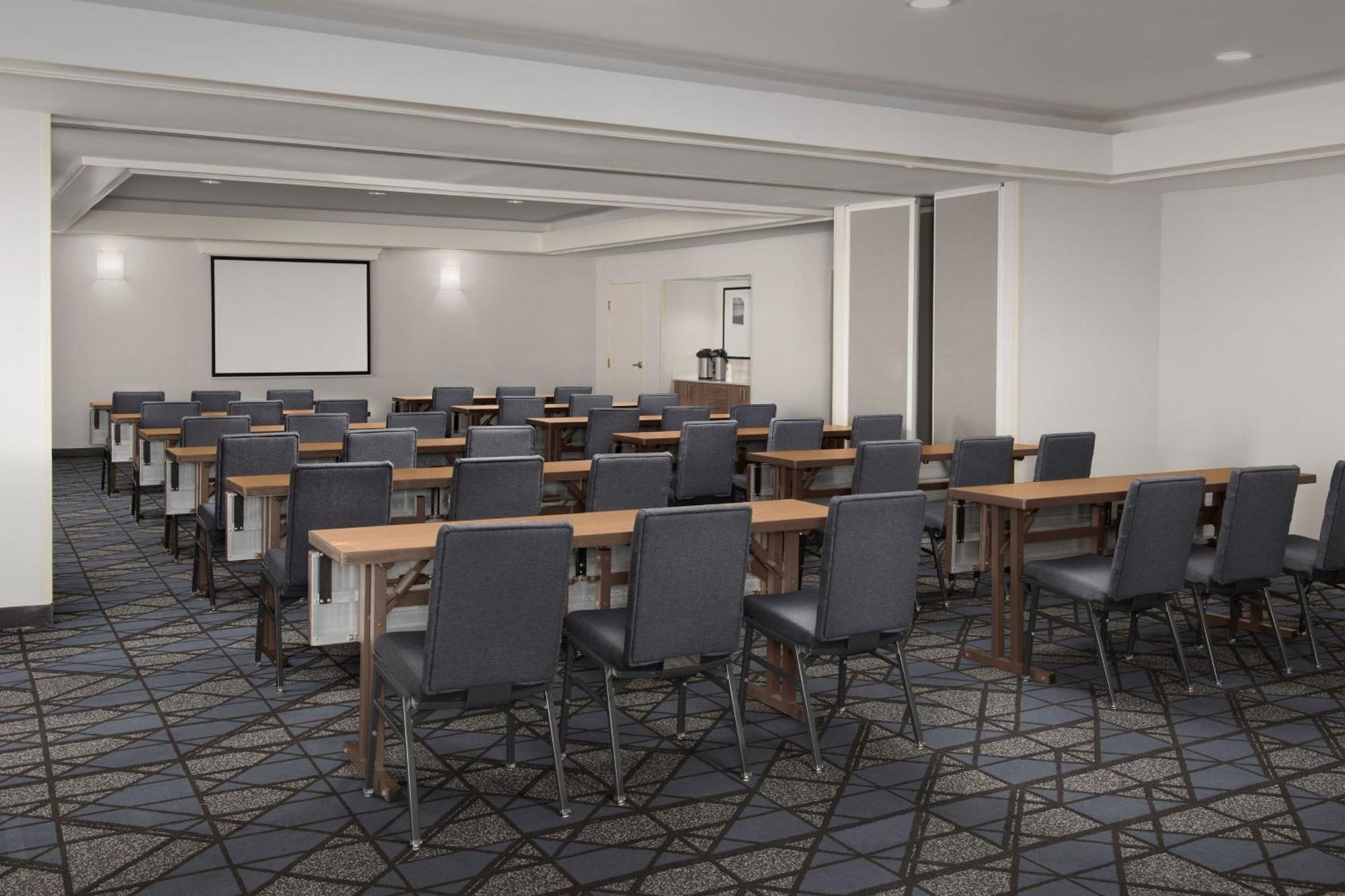 Courtyard By Marriott Dothan Ngoại thất bức ảnh