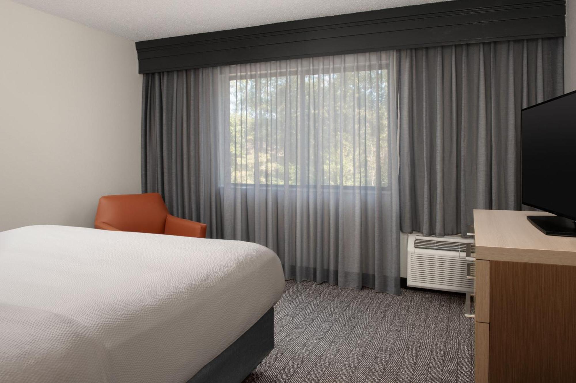 Courtyard By Marriott Dothan Ngoại thất bức ảnh